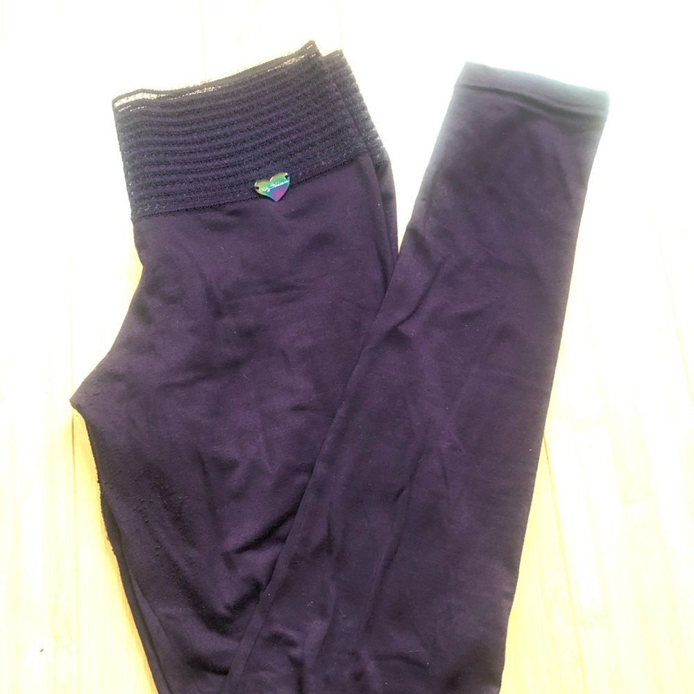 Cute booty lounge scrunch leggings